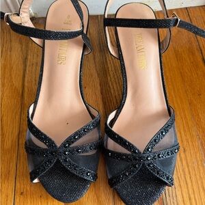 Dream Pairs Black Heels with Sophisticated Glitter Straps